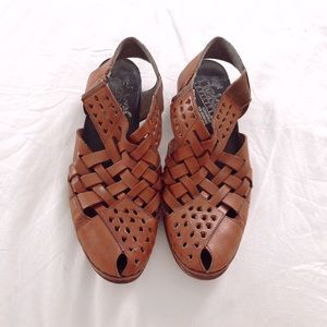 Vintage Bohemian Leather Woven Shoes
